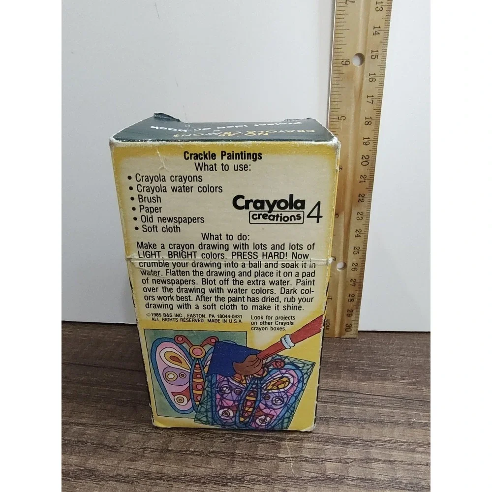RARE VINTAGE FIND 1985 Crayola 48 Ct No.48 Crayons Binney & Smith USA Open Box